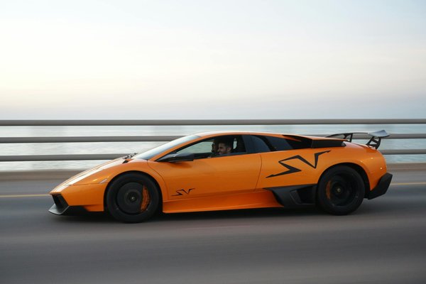 À quoi s'attendre des prochaines voitures compactes : tendances et innovations taille réduite